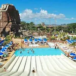 Piazza E Acesso Gratuito Ao Clube Acqua Park Diroma