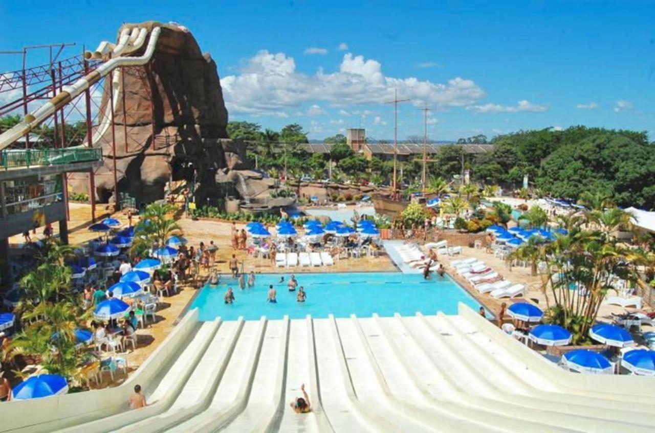 Apartamento Piazza E Acesso Gratuito Ao Clube Acqua Park Diroma Caldas Novas